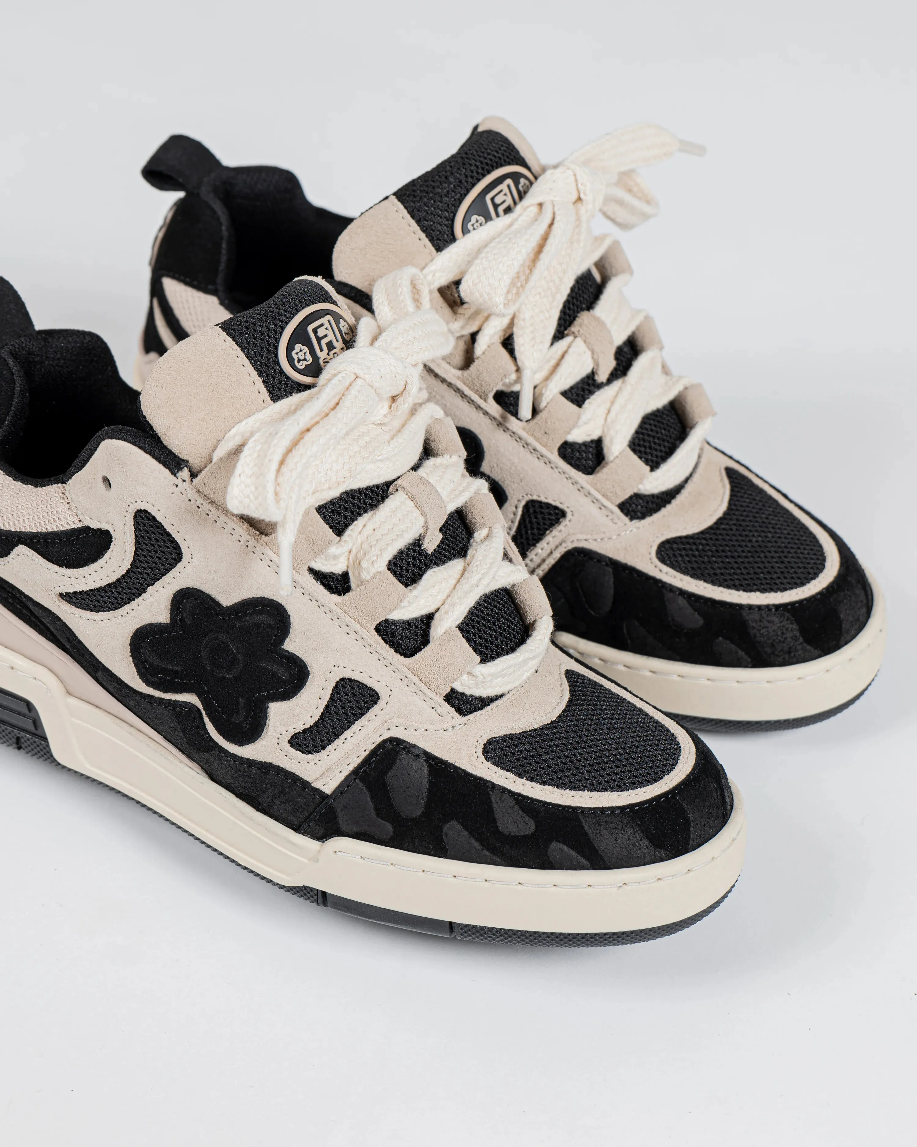 Black Tar Sneakers