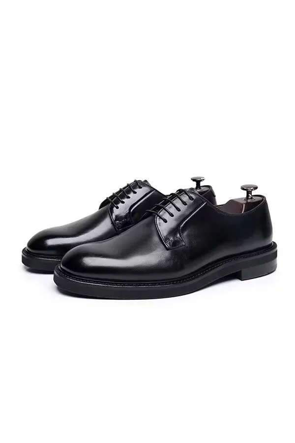 ClassicGent Cowhide Lace-Up Men's Dress Shoes