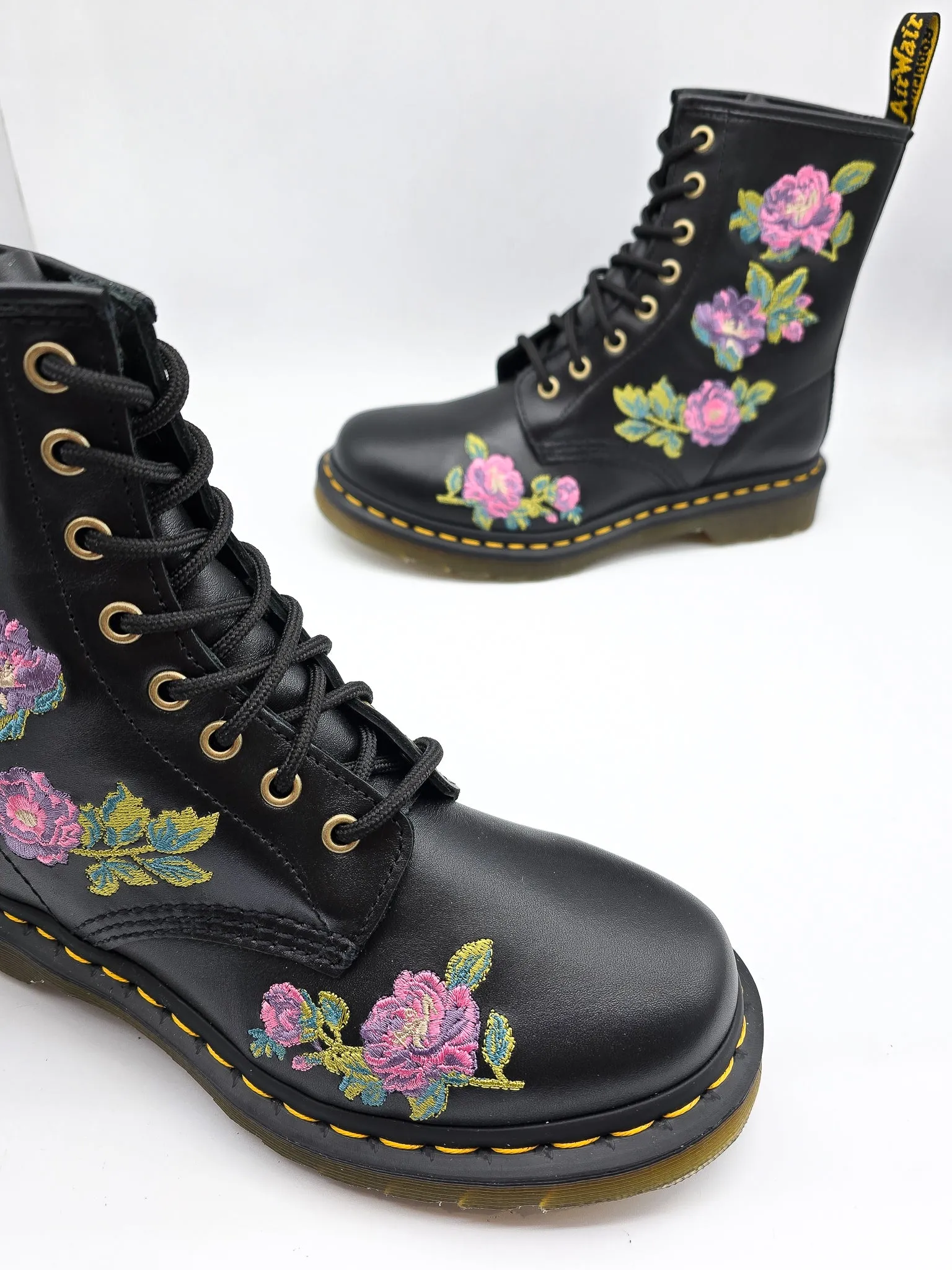 DR. MARTENS 1460 VONDA II EMBROIDERED FLORAL BOOTS