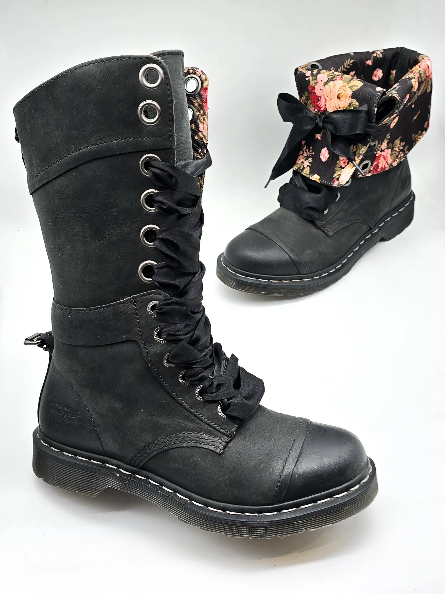 DR. MARTENS TRIUMPH BLACK FLORAL